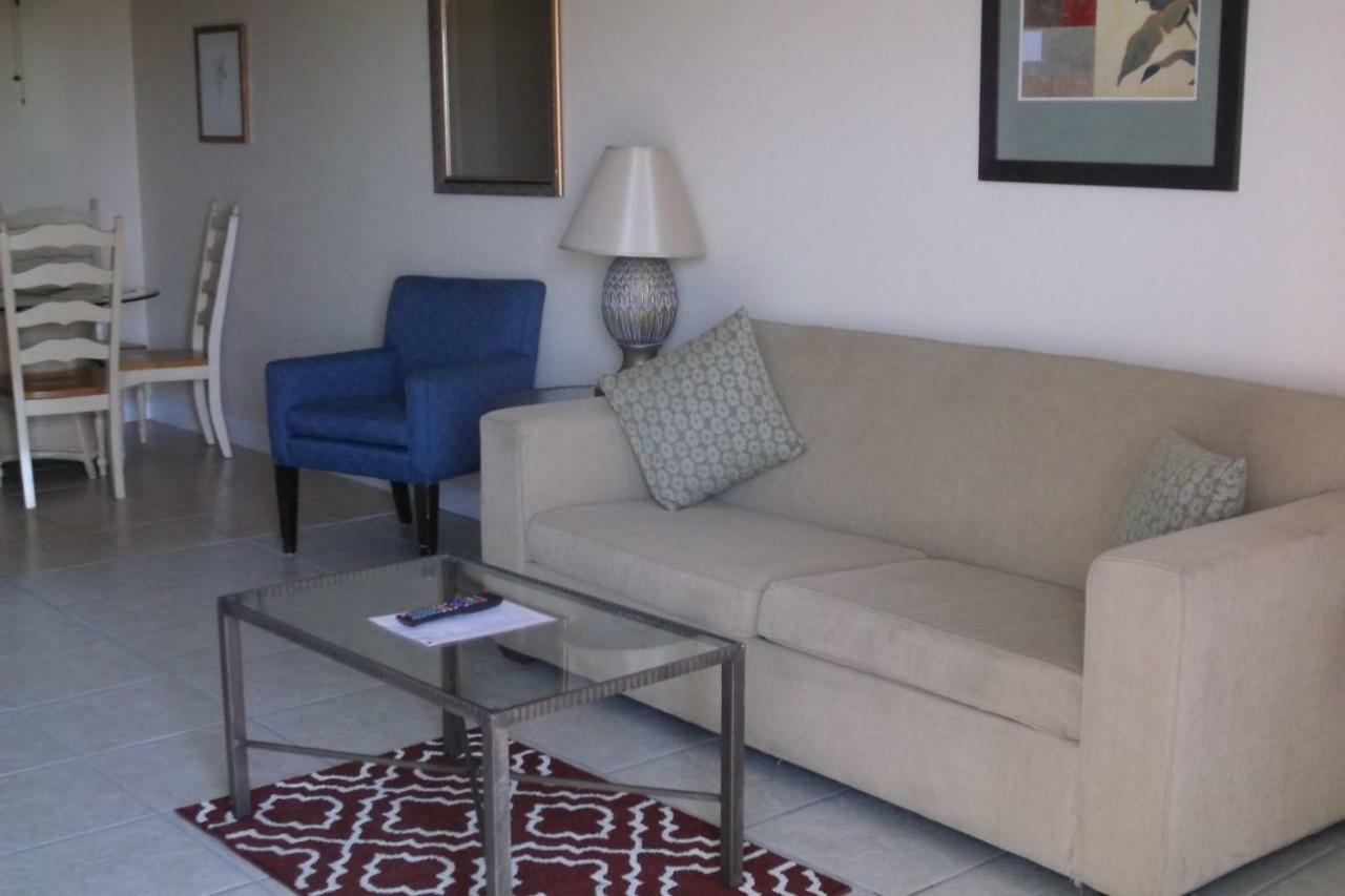 Days Inn & Suites By Wyndham Lake Okeechobee Extérieur photo