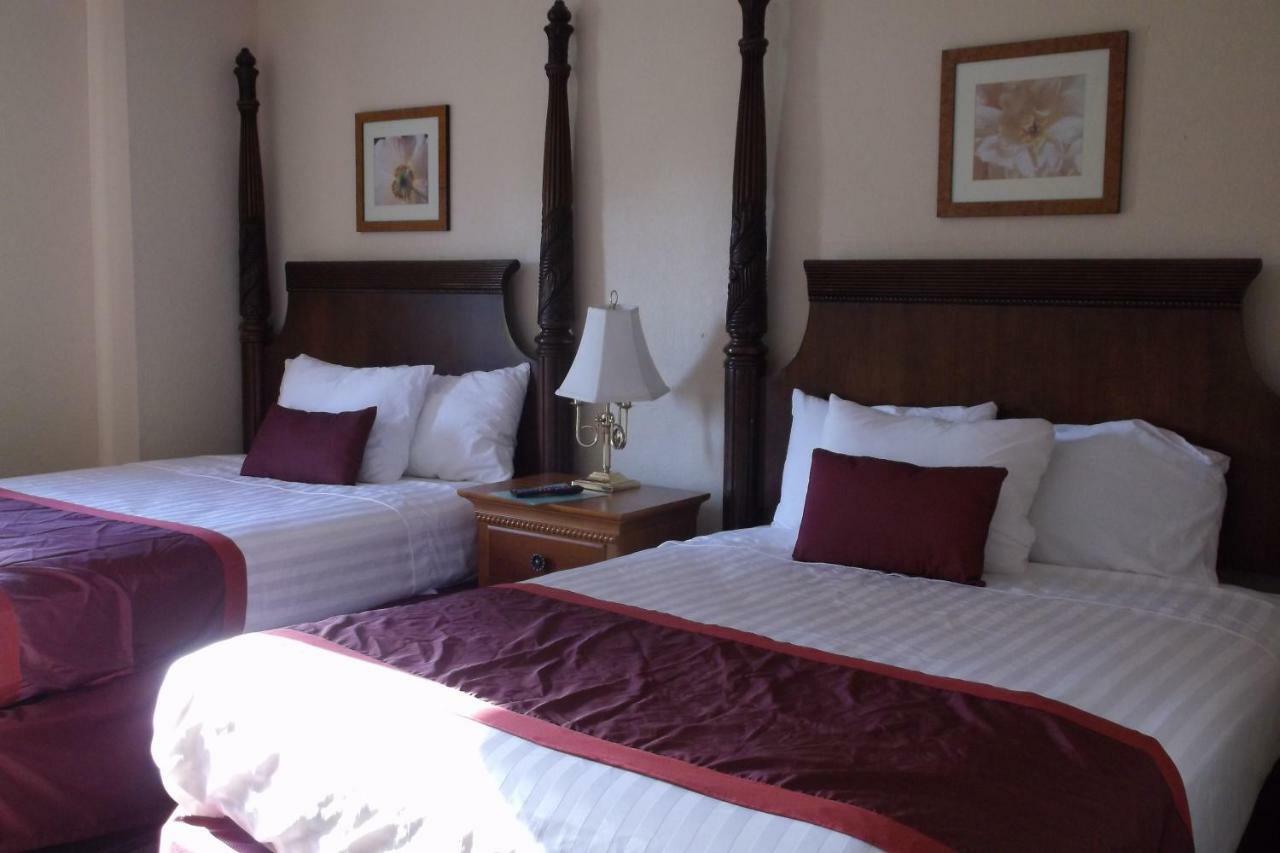 Days Inn & Suites By Wyndham Lake Okeechobee Extérieur photo